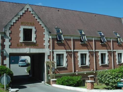 Cit'Hotel - Hotel Le Cedre Noyon Exterior foto